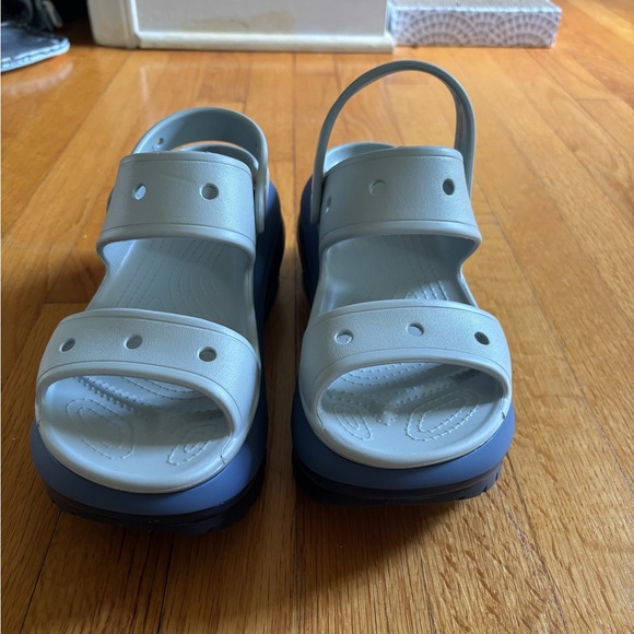 Crocs Mega Crush Sandal - Picture 3 of 7